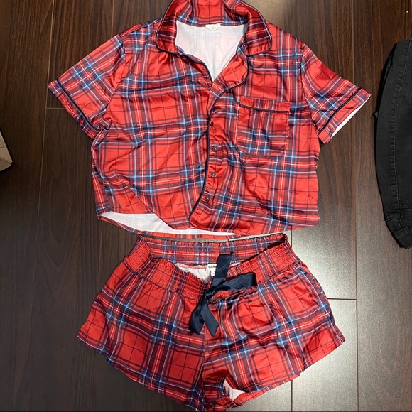 RED PLAID PAJAMA SHORT SET FROM GARAGE SIZE SMALL - Picture 1 of 1